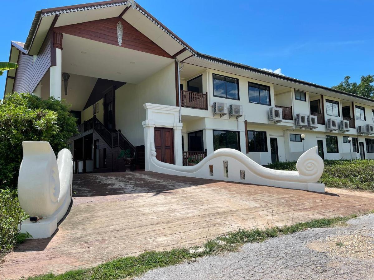 Sasidara Resort Nan Exterior foto